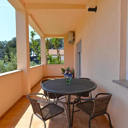 Apartment Fuer 4 Personen Ca 66 Qm In Banjole, Istrien Istrische Riviera *