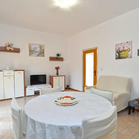 Apartment Fuer 4 Personen Ca 66 Qm In Banjole, Istrien Istrische Riviera *