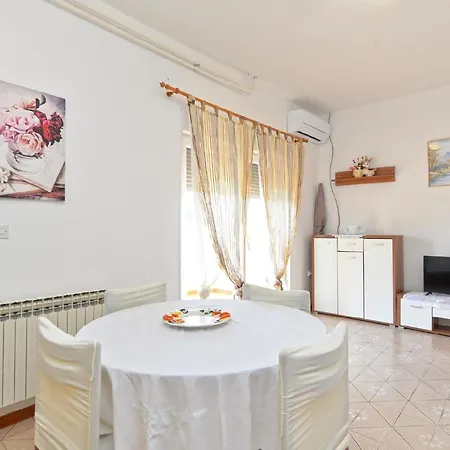 Fuer 4 Personen Ca 66 Qm In Banjole, Istrien Istrische Riviera