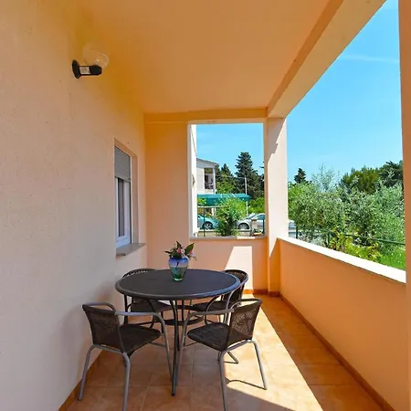 Apartment Fuer 4 Personen Ca 66 Qm In Banjole, Istrien Istrische Riviera Banjole