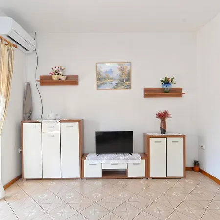 Fuer 4 Personen Ca 66 Qm In Banjole, Istrien Istrische Riviera